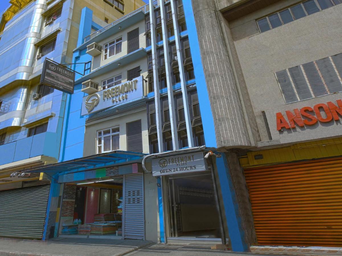 Oyo 783 Freemont Place Paranaque City エクステリア 写真